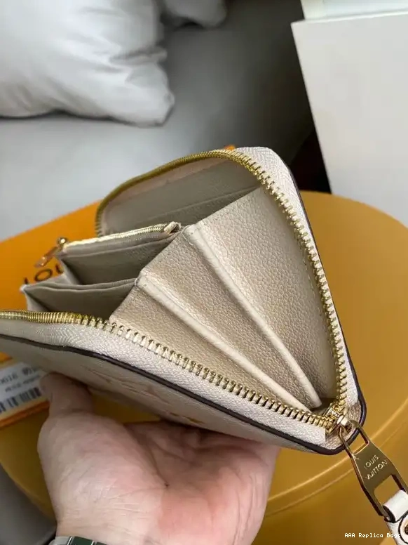 Aaa replica ru WALLET LOUIS VUITTON ZIPPY 0605